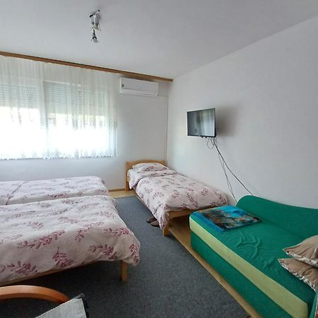 Apartments Lela Bihac Exterior photo